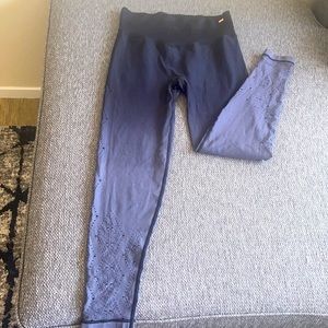 Victoria Secret Yoga Pants/ Leggings